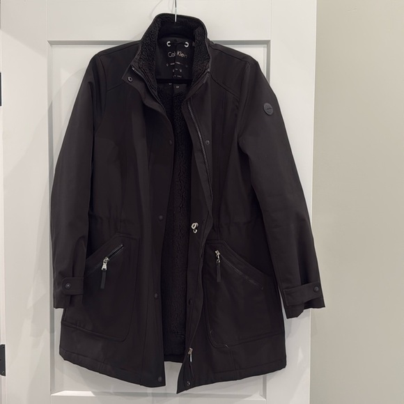 Calvin Klein Jackets & Blazers - Calvin Klein rain jacket medium